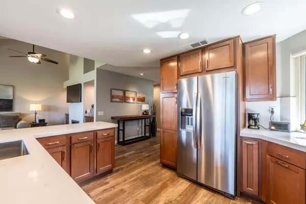 Palm Desert, CA 92211,76130 Honeysuckle DR