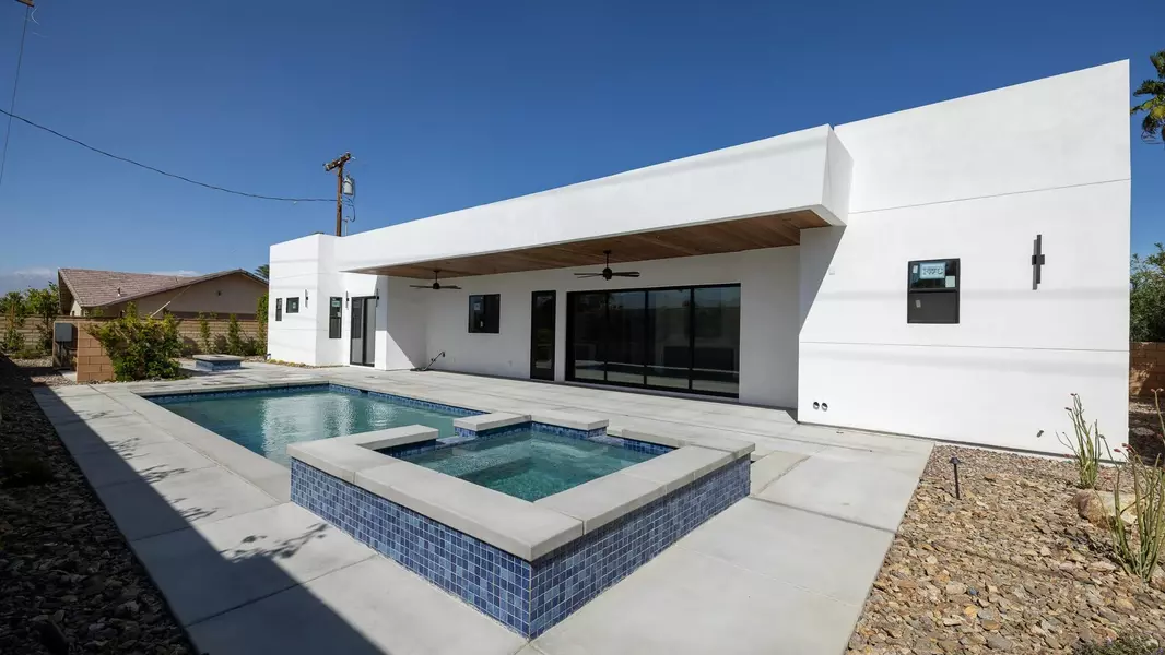 79777 Kingston DR, Bermuda Dunes, CA 92203