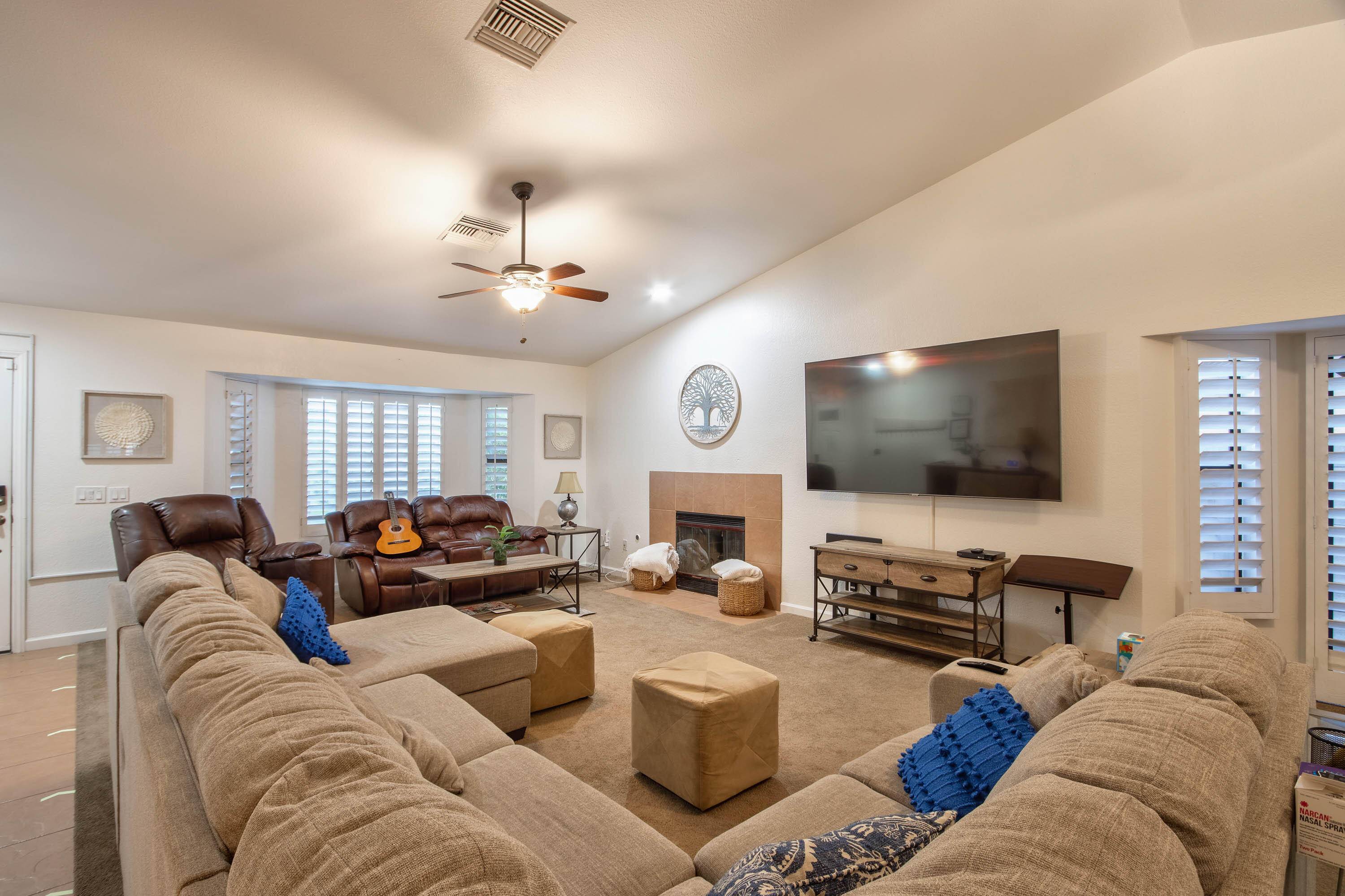 Cathedral City, CA 92234,29660 Avenida La VISTA