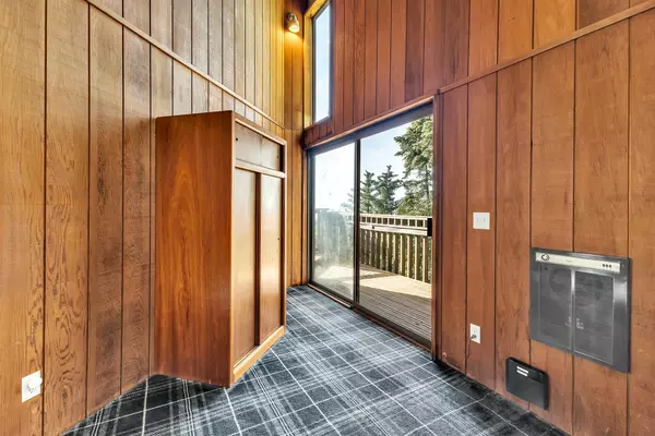 Idyllwild, CA 92549,25281 Deer Path