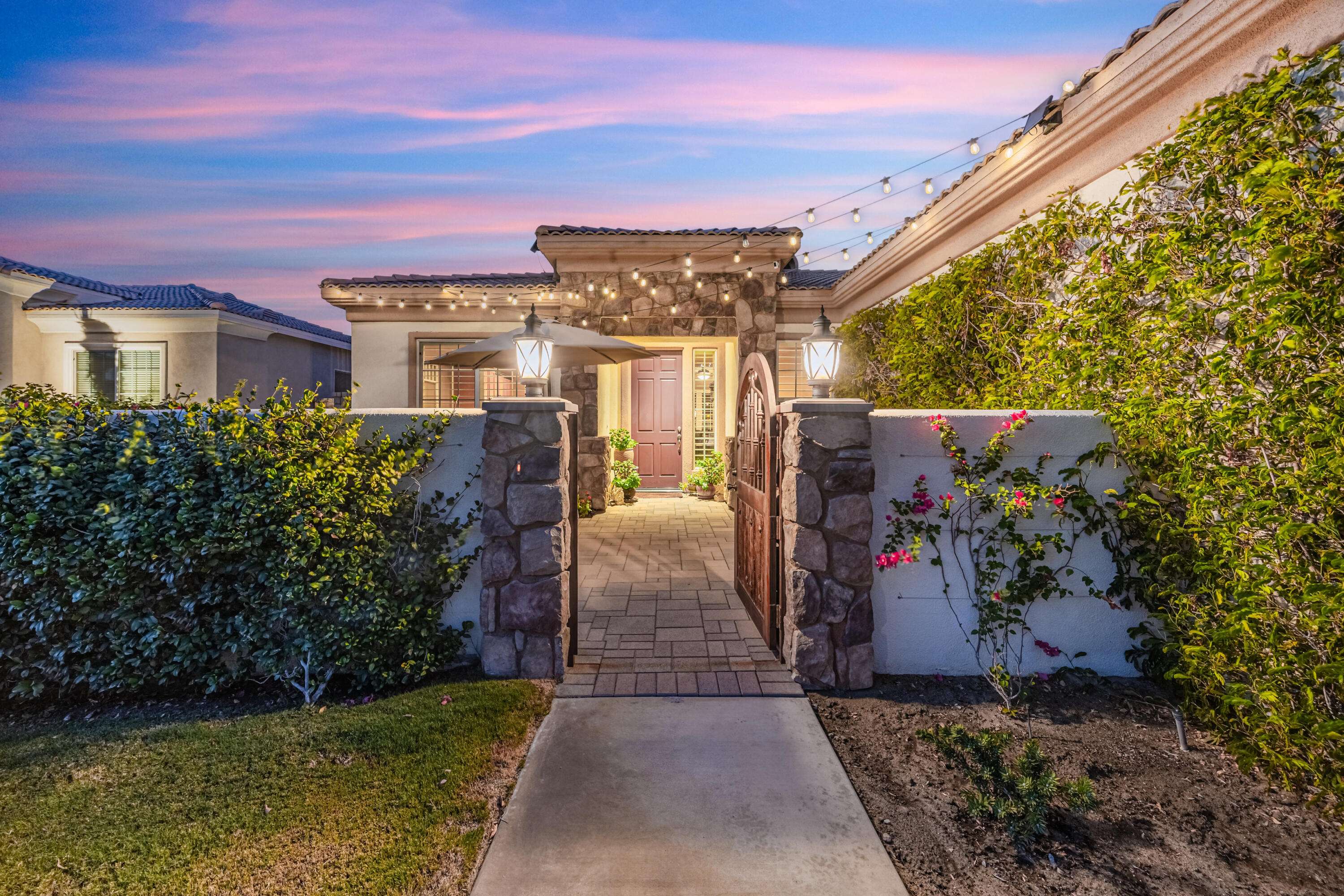 La Quinta, CA 92253,79976 Castille DR