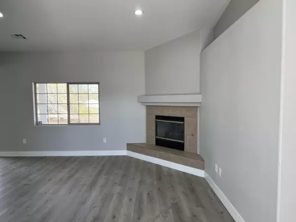 Yucca Valley, CA 92284,6623 Hanford AVE