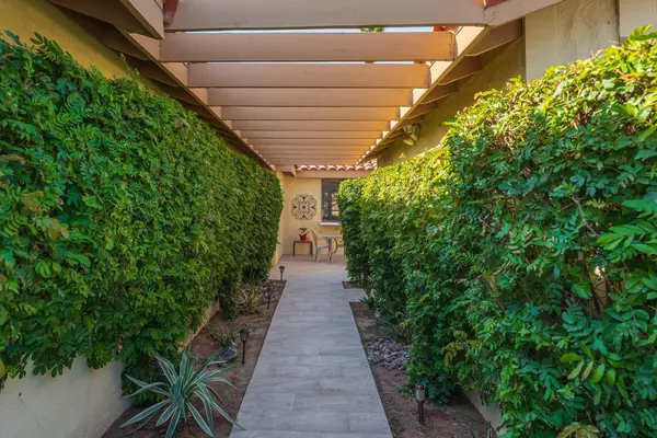 Palm Desert, CA 92260,279 San Remo ST