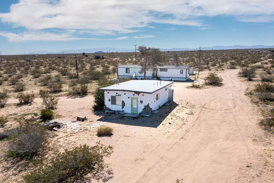 61186 Sespe ST, Landers, CA 92285