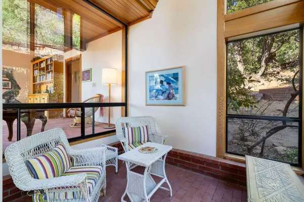 Idyllwild, CA 92549,26278 Crestview DR