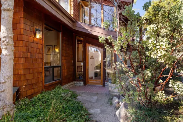 Idyllwild, CA 92549,26278 Crestview DR