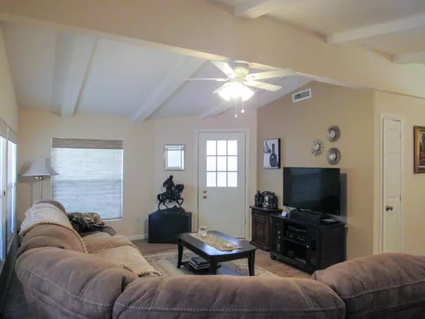 Palm Desert, CA 92260,73135 N Desert Greens DR