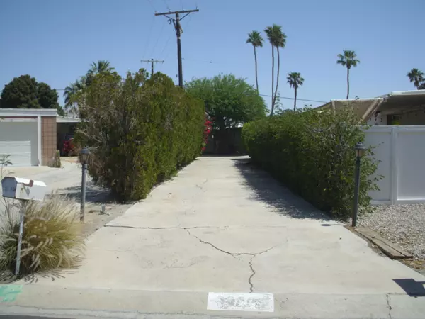 Thousand Palms, CA 92276,32886 Saint Andrews DR