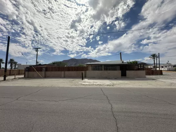 Thermal, CA 92274,81 Panorama DR