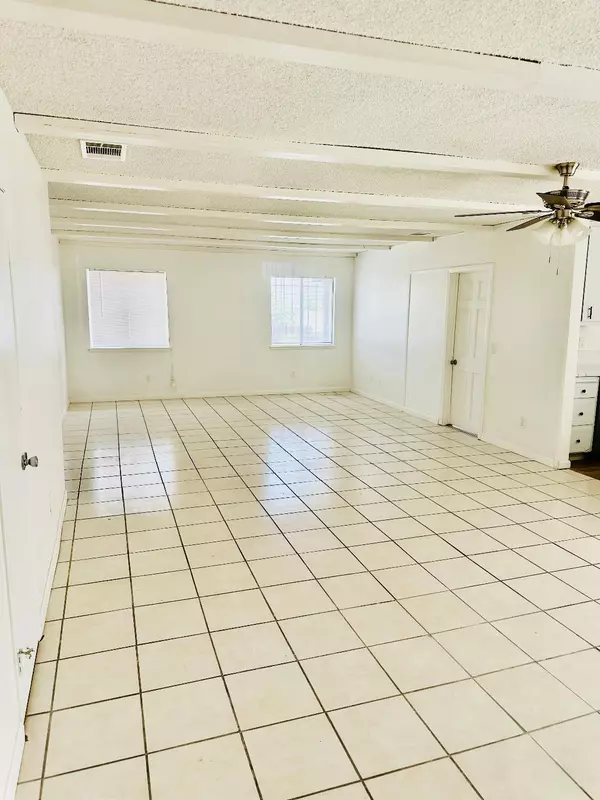 Desert Hot Springs, CA 92240,66871 Buena Vista AVE