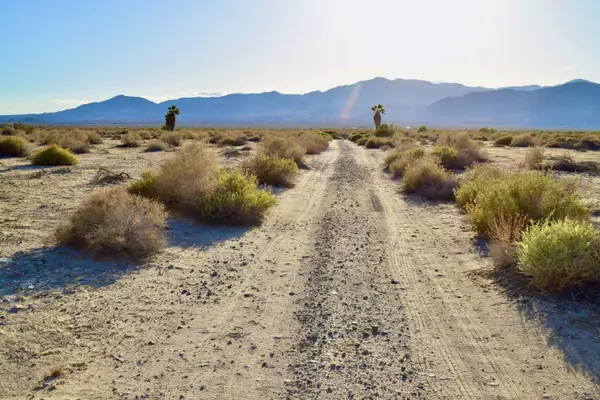 Thermal, CA 92274,1376 Sandalwood ST