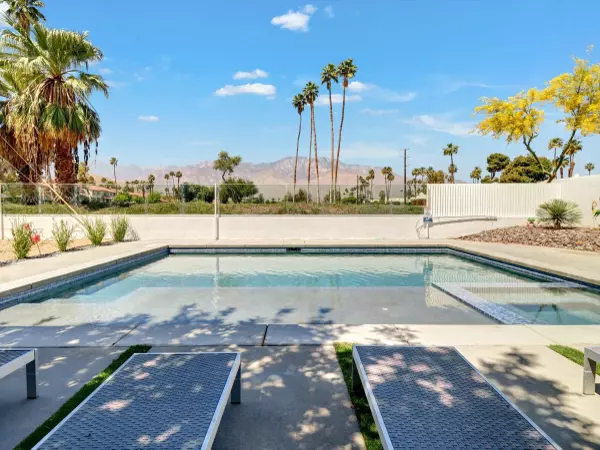 1811 Lawrence ST, Palm Springs, CA 92264