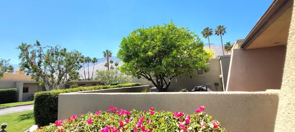 1456 Tiffany CIR, Palm Springs, CA 92262
