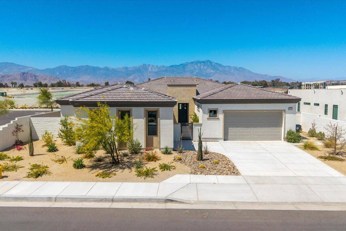 Palm Desert, CA 92211,49901 Crescent Passage