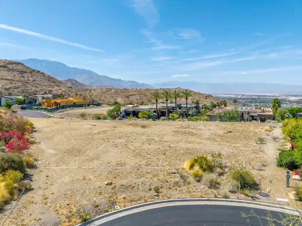 28 Stone Cliff, Rancho Mirage, CA 92270