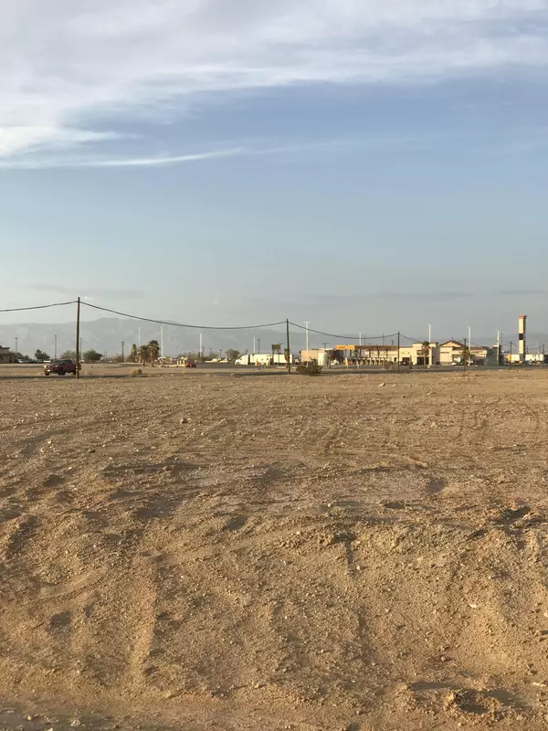 Thermal, CA 92274,2034 Jefferson AVE