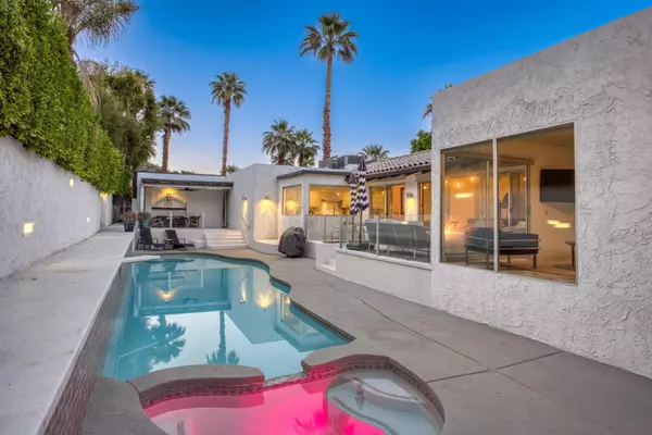 257 W El Camino WAY, Palm Springs, CA 92264