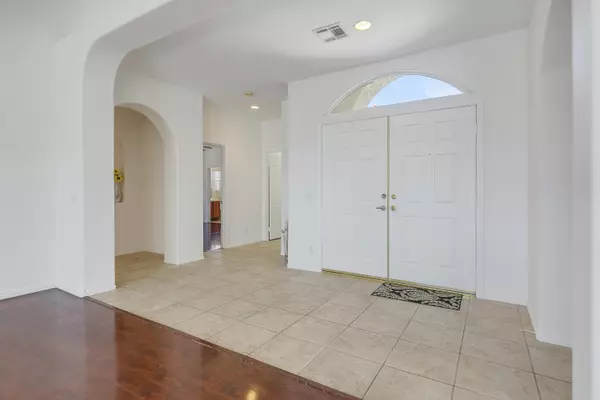 La Quinta, CA 92253,79535 Dandelion DR