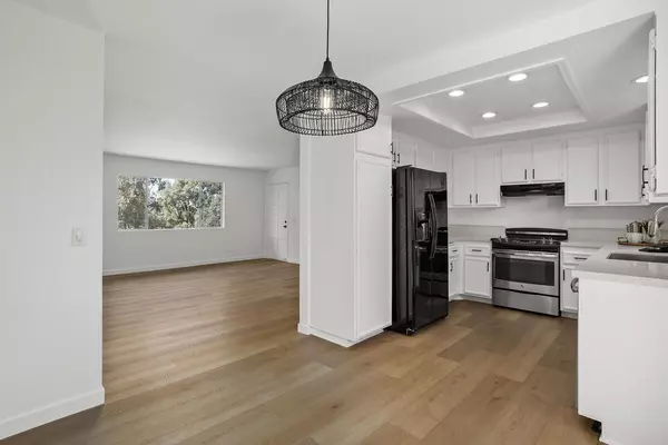 Bonsall, CA 92003,32036 Del Cielo Oeste #3b