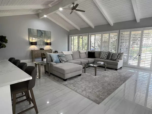 Rancho Mirage, CA 92270,1 Hamlet CT
