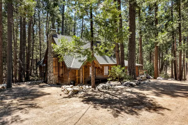 Idyllwild, CA 92549,26299 Tahquitz DR