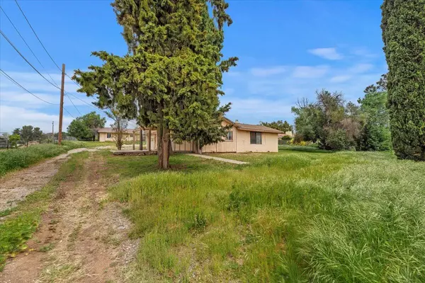 Cherry Valley, CA 92223,40078 Dutton ST