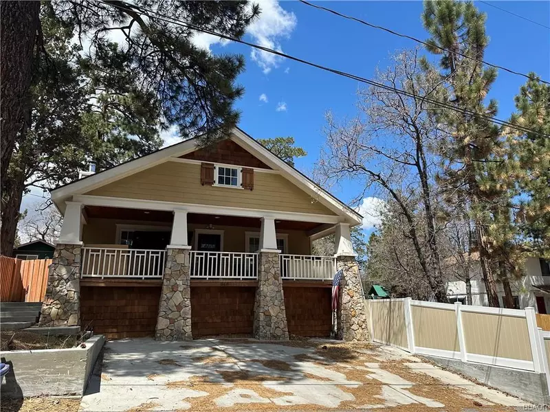 868 Imperial AVE, Sugarloaf, CA 92386