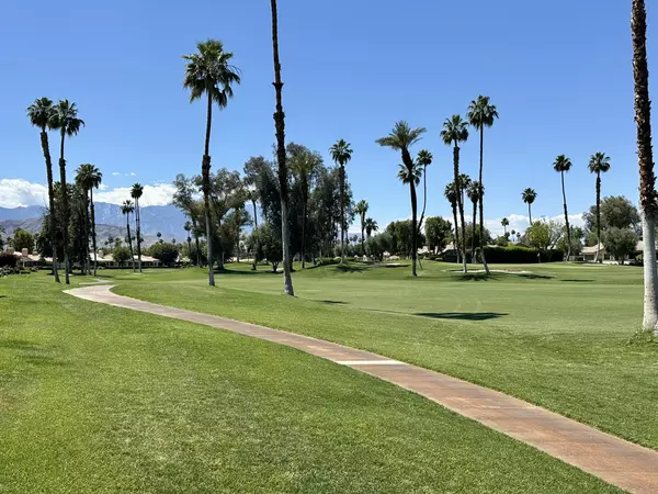430 Sierra Madre, Palm Desert, CA 92260