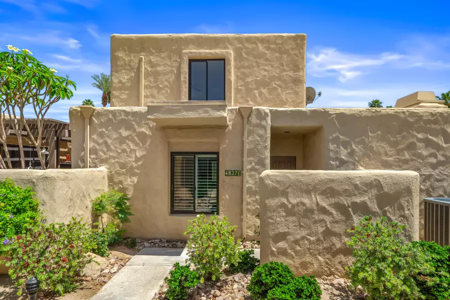 4837 S Winners CIR #E, Palm Springs, CA 92264