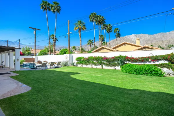 La Quinta, CA 92253,52685 Avenida Ramirez