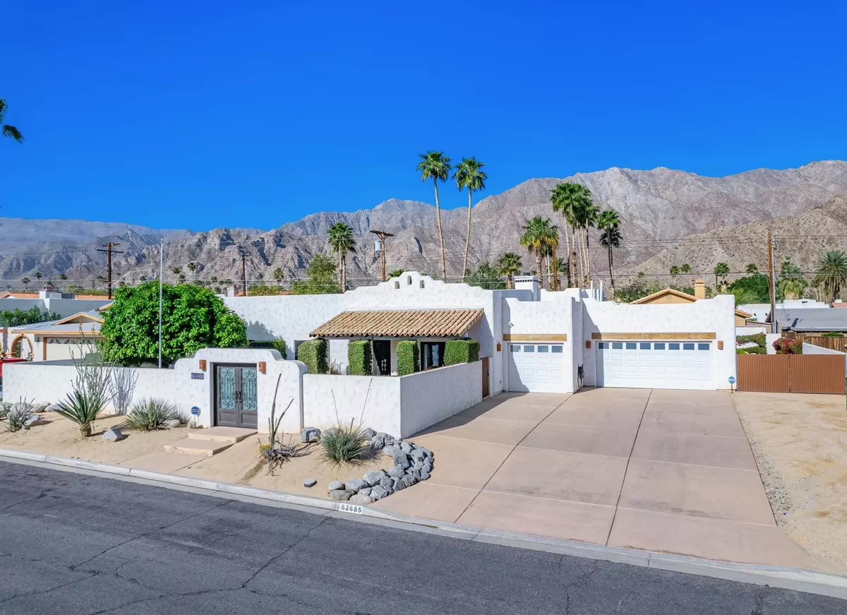 La Quinta, CA 92253,52685 Avenida Ramirez