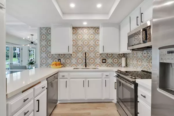 Palm Desert, CA 92260,72732 Tony Trabert LN