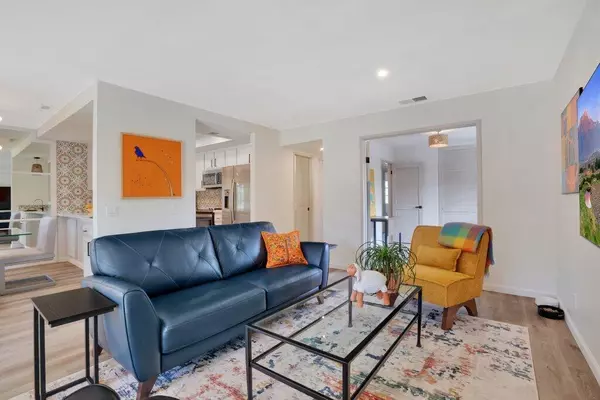 Palm Desert, CA 92260,72732 Tony Trabert LN