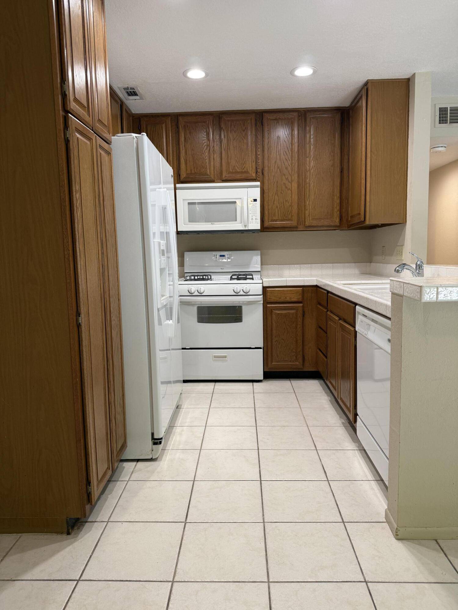 Cathedral City, CA 92234,31200 Landau Blvd BLVD #2711