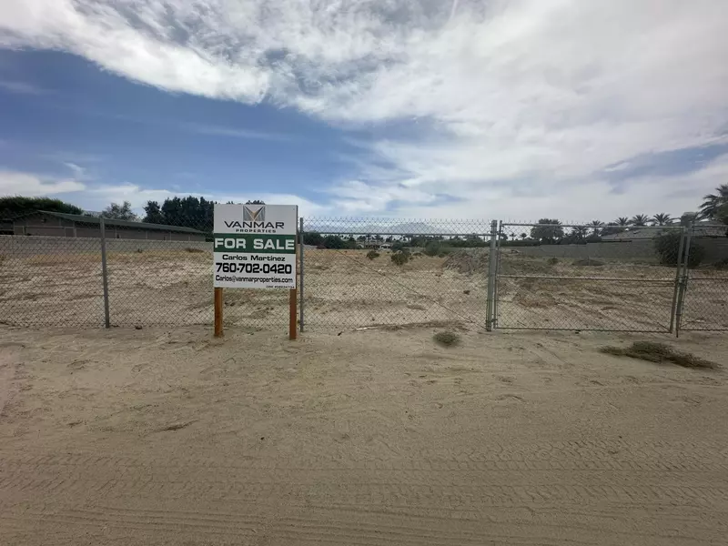 40689 Yucca LN, Bermuda Dunes, CA 92203