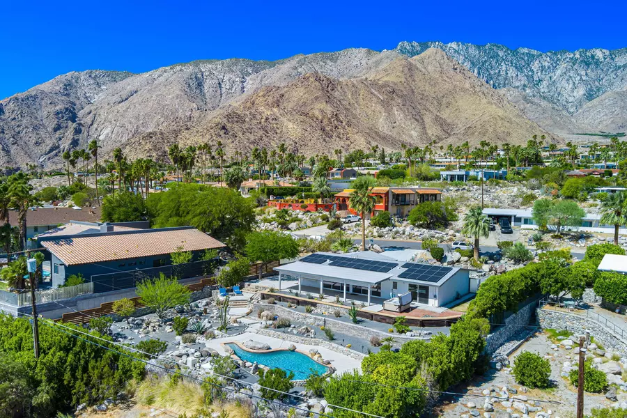 2360 N Palermo DR, Palm Springs, CA 92262