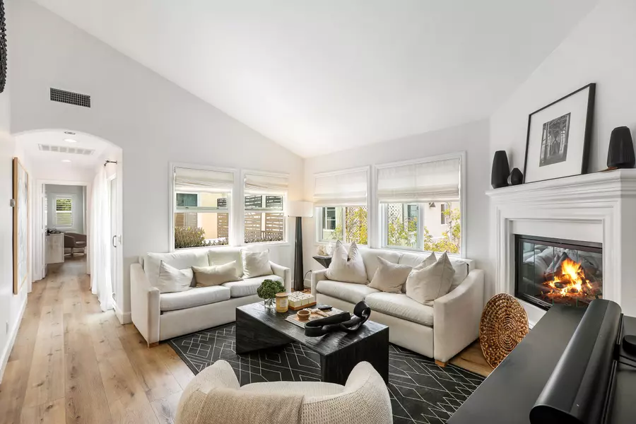 618 Iris AVE #B, Corona Del Mar, CA 92625