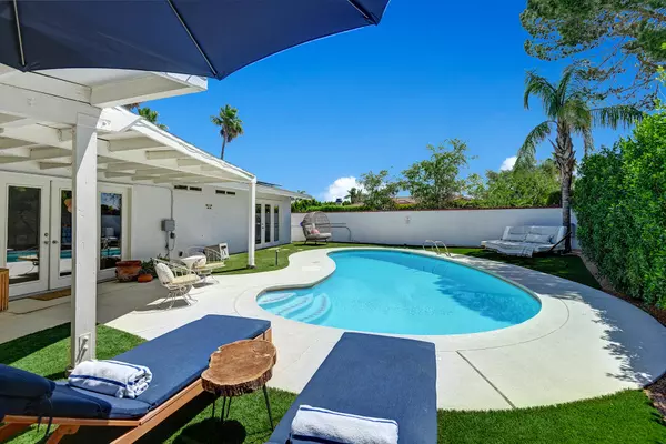 Palm Springs, CA 92262,1373 E Madero CIR