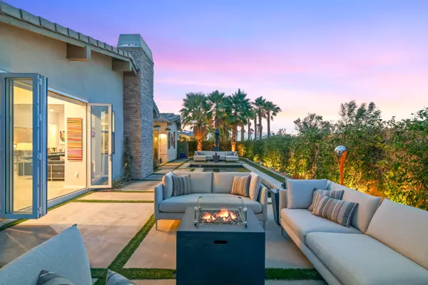 Palm Springs, CA 92262,4450 Moneo CT
