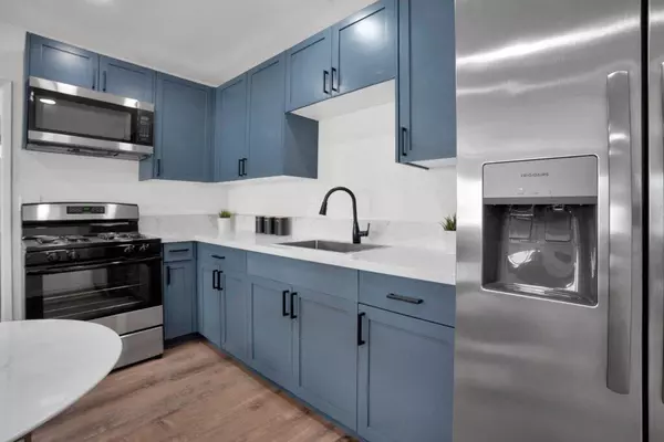 La Quinta, CA 92253,51480 Avenida Obregon #B