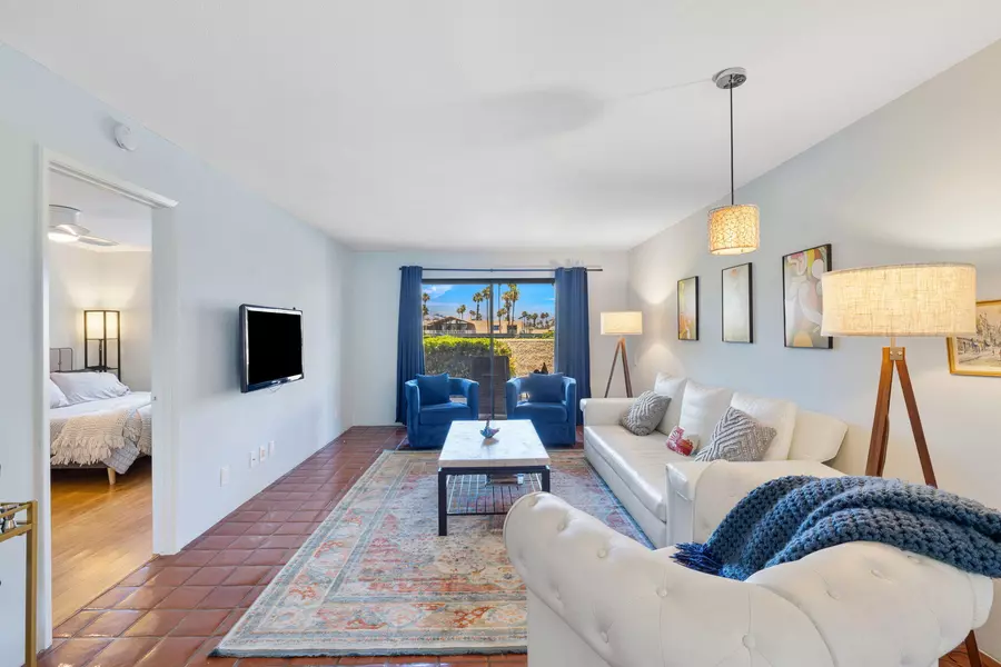 310 E San Jose RD #110, Palm Springs, CA 92264