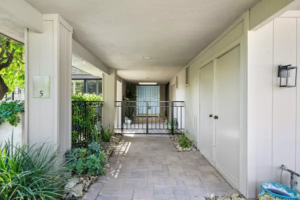 5 Seton CT, Rancho Mirage, CA 92270