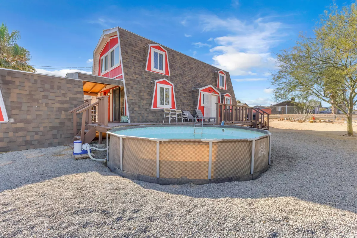 Twenty-nine Palms, CA 92277,71915 Samarkand DR