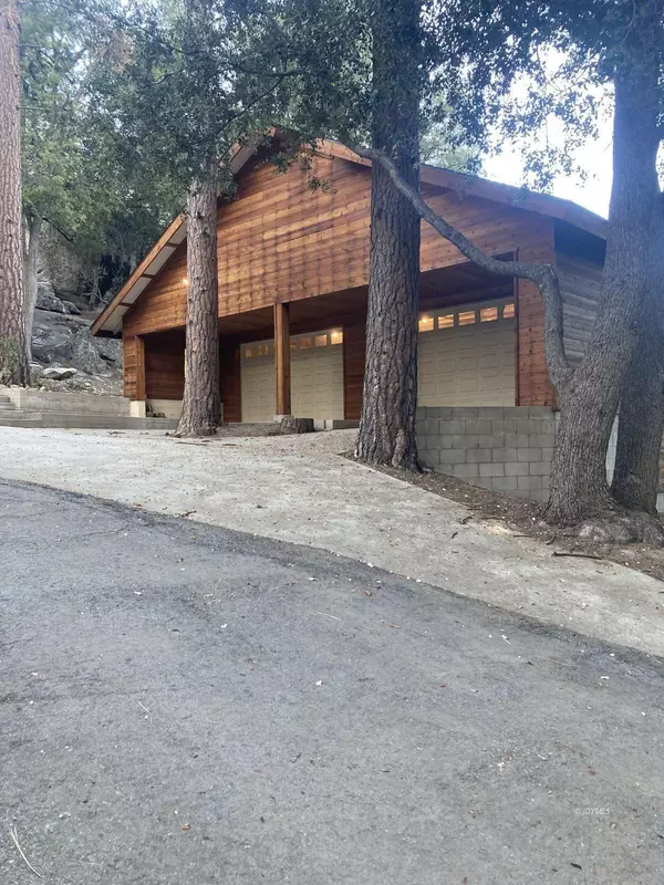 Idyllwild, CA 92549,25500 Foster Lake RD