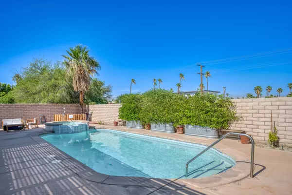 Palm Springs, CA 92262,2312 Shannon WAY