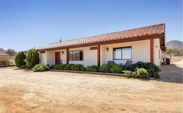 Joshua Tree, CA 92252,7662 Quail Springs RD