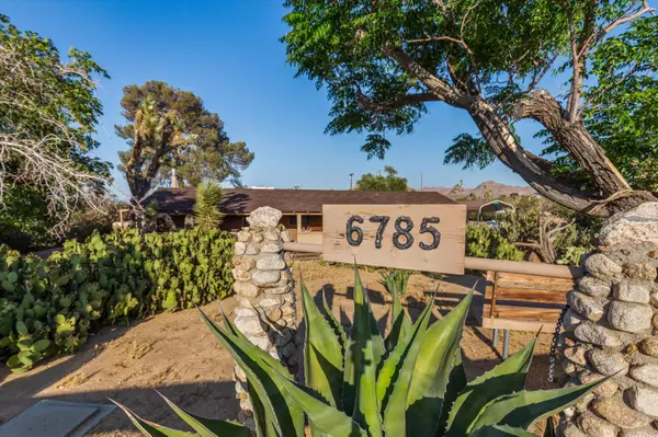 Joshua Tree, CA 92252,6785 Saddleback RD