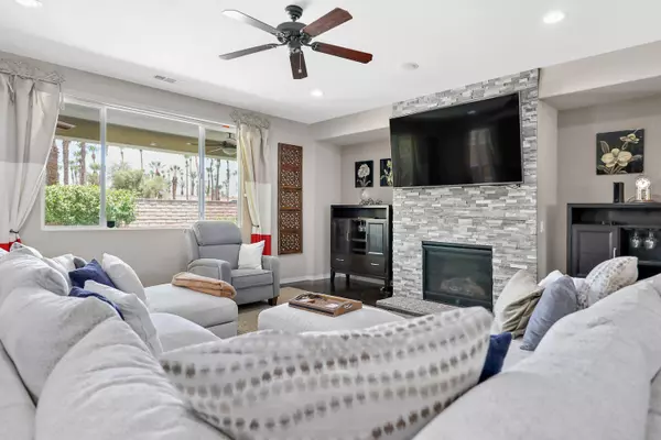 Indio, CA 92201,80076 Bridgeport DR