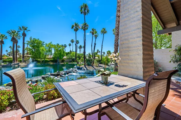 162 Lost River DR, Palm Desert, CA 92211