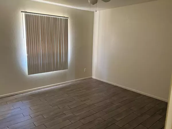 La Quinta, CA 92253,54280 Avenida Vallejo
